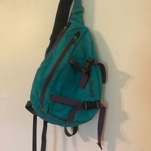 Patagonia Atom Sling Bag Purse Teal Purple